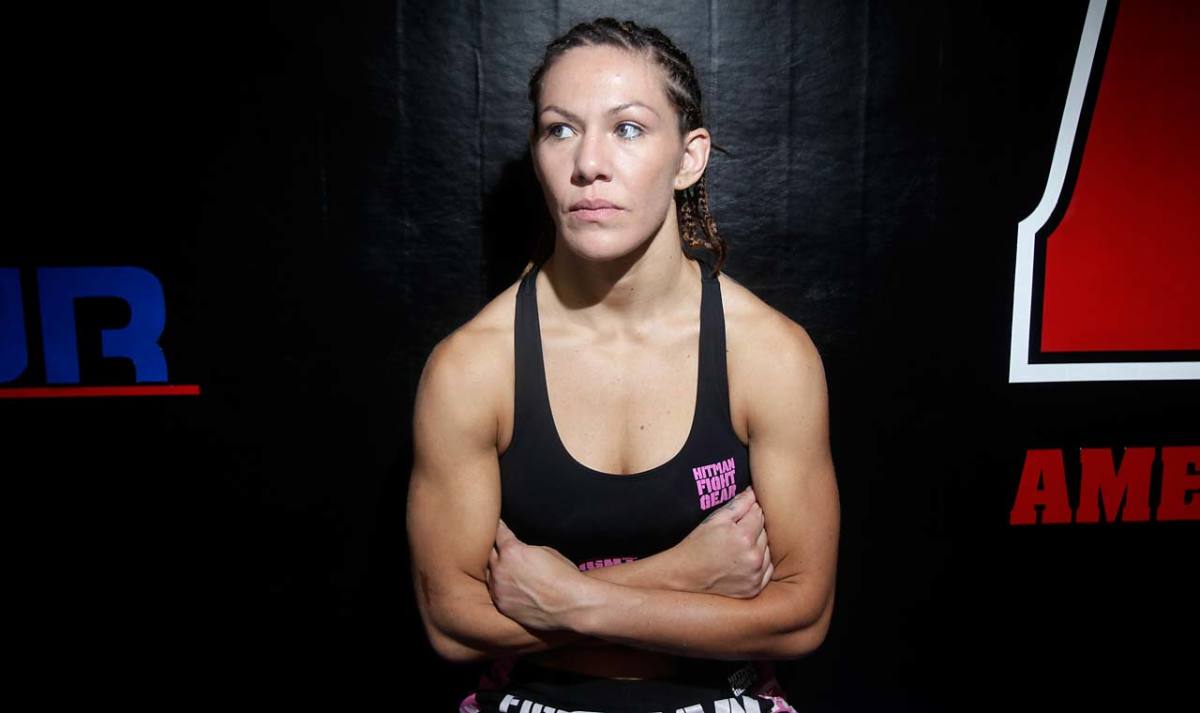 Cris-Cyborg-Santos-14.jpg