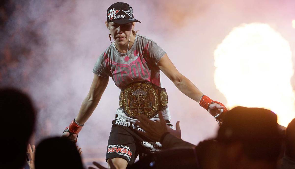 Cris-Cyborg-Santos-13.jpg