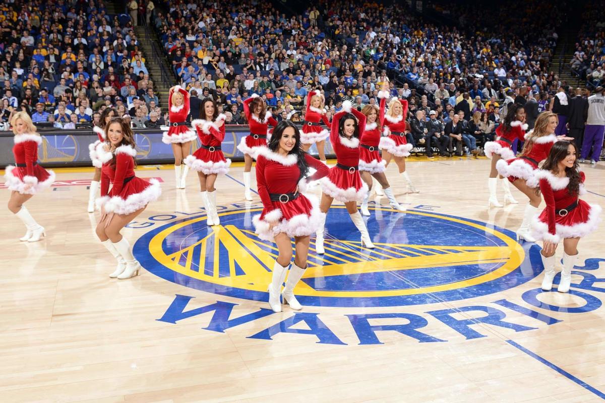 Golden-State-Warriors-Dance-Team-460794622.jpg