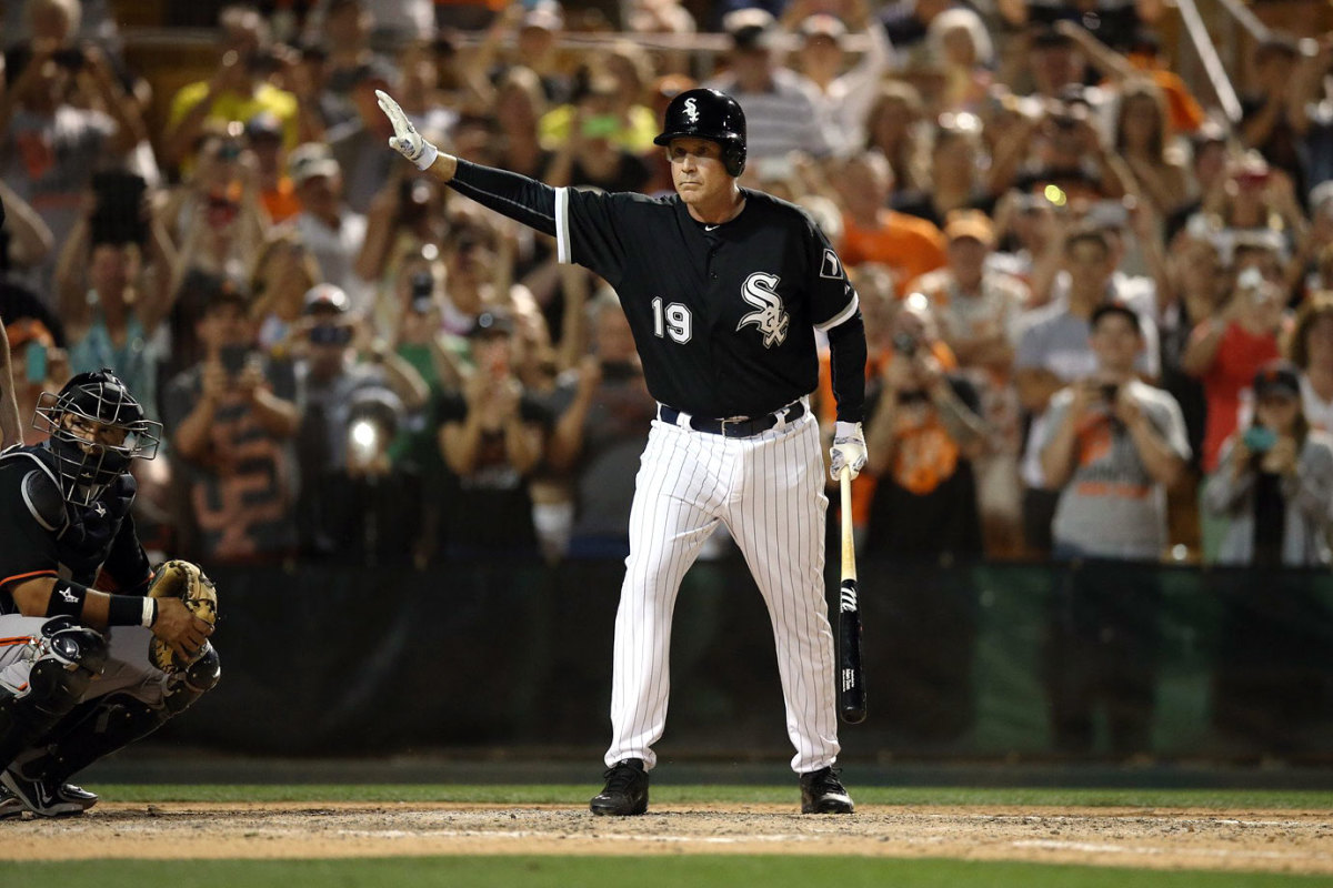 Will-Ferrell-Chicago-White-Sox-designated-hitter-X159357_TK1_1935.jpg