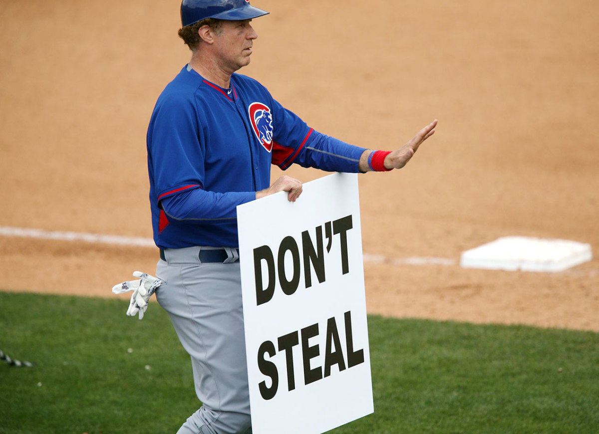 Will-Ferrell-Chicago-Cubs-third-base-coach-sign-X159357_TK1_1470.jpg
