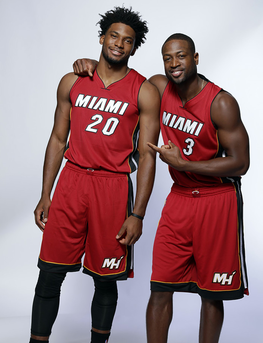 Dwyane-Wade-Justise-Winslow-X160018_TK1_044.jpg