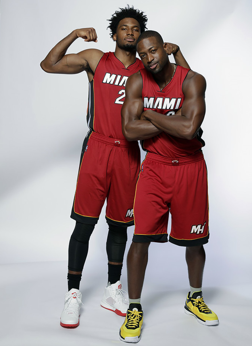 Dwyane-Wade-Justise-Winslow-X160018_TK1_064.jpg
