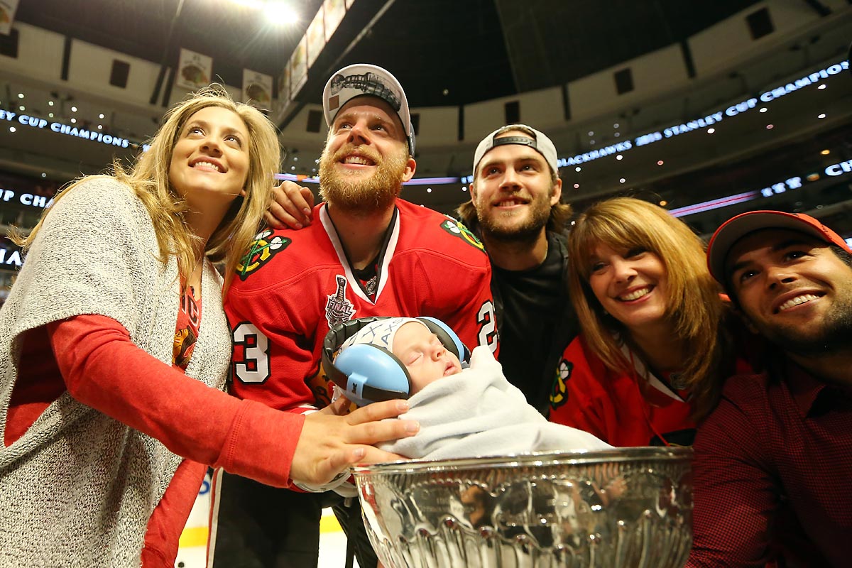 Baby gets baptized in Stanley Cup (PHOTOS)