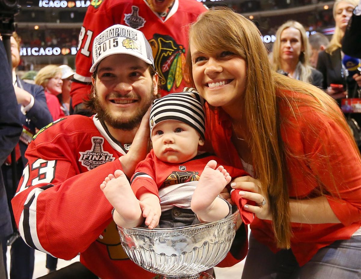 Photos of Baby Baptized in Stanley Cup Go Viral – NBC New York