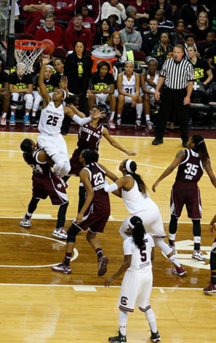 Reigning SEC player of the year Tiffany Mitchell leads the Gamecocks in scoring.