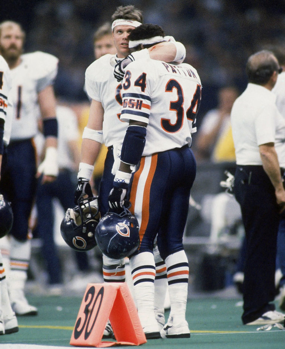 1986-0126-Super-Bowl-XX-Jim-McMahon-Walter-Payton-001302152.jpg