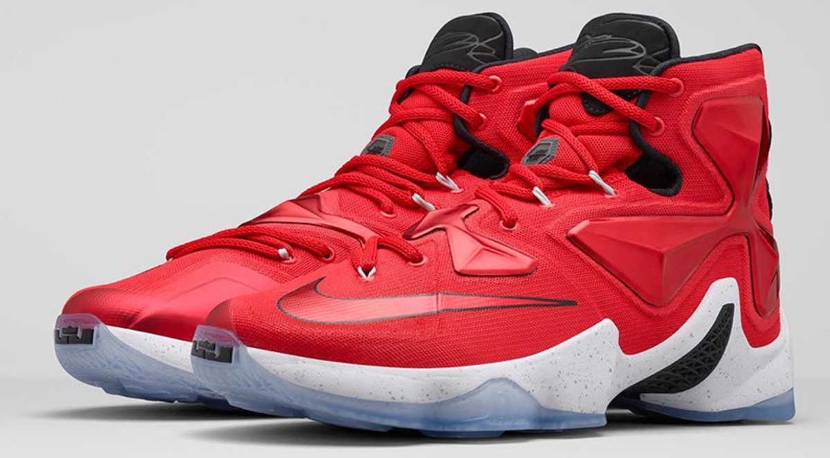 lebron james all red shoes