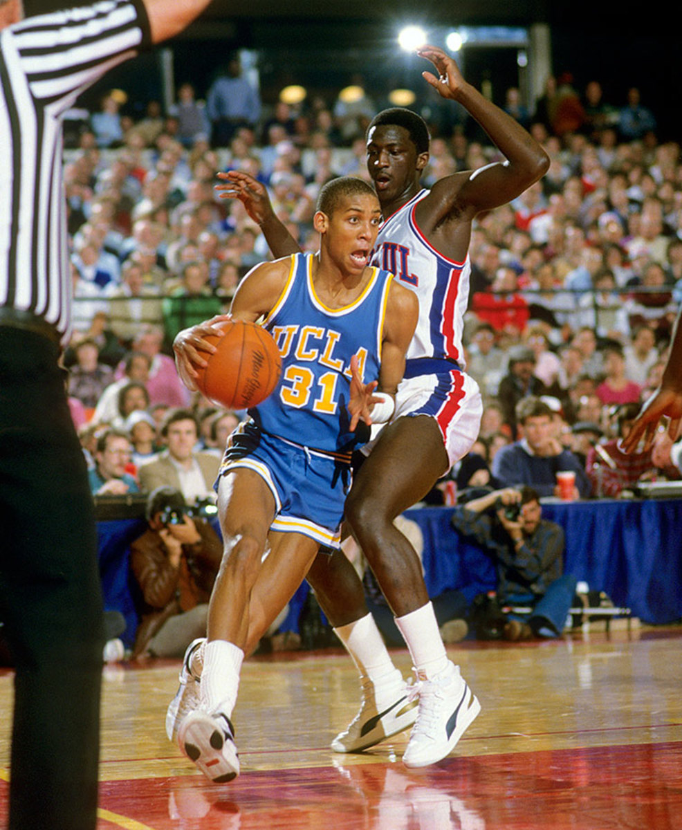 1984-1201-Reggie-MIller-079009681.jpg