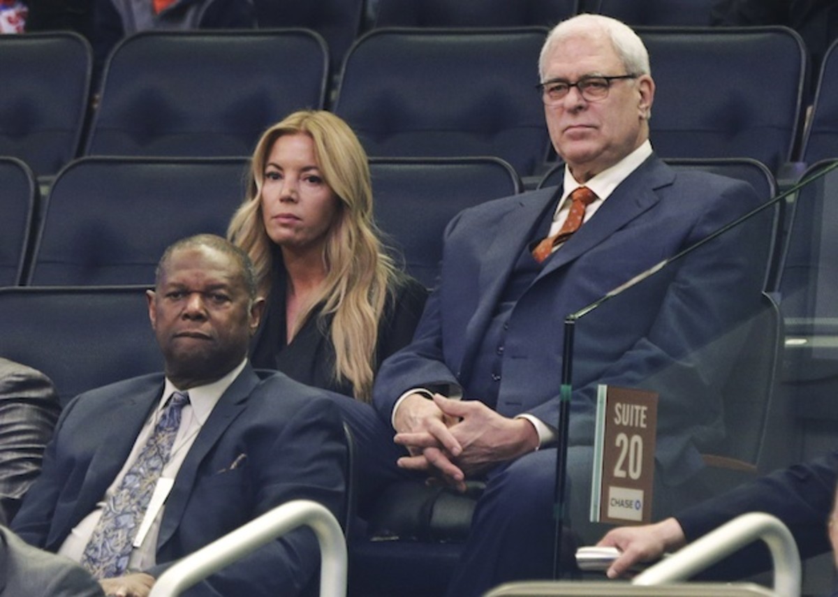 Phil Jackson and wife Jeanie Buss.