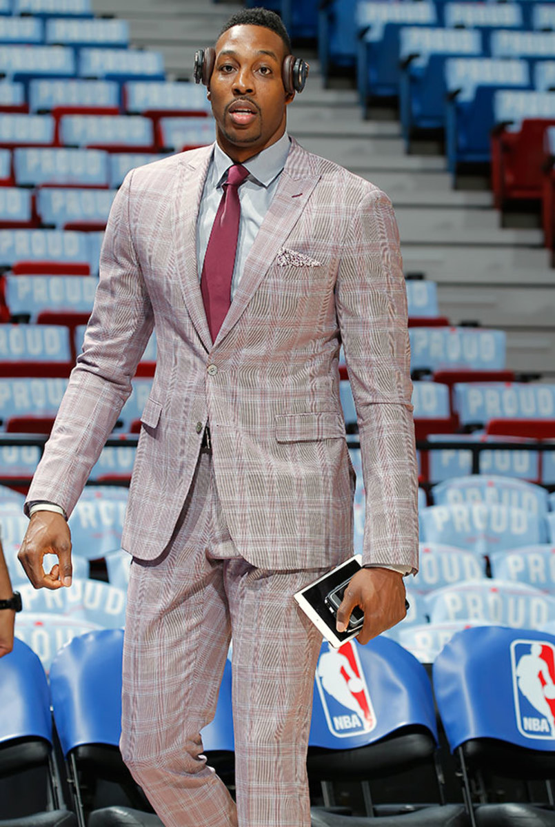 2015-1106-Dwight-Howard-fashion.jpg