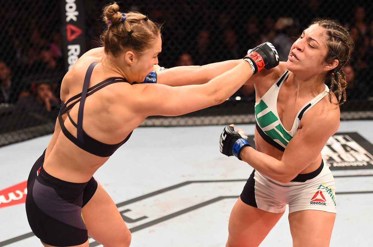 Ronda-Rousey-defeats-bethe-correia-8.jpg