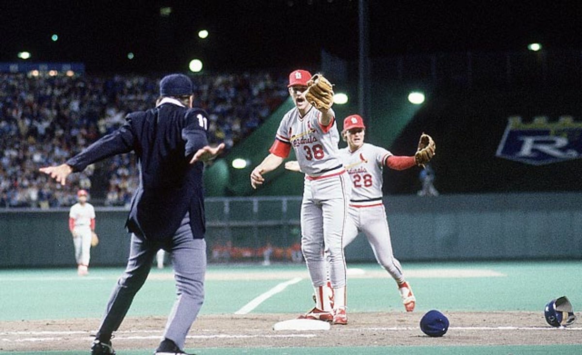 Game 6 of 1985 World Series (Don Denkinger's missed call)