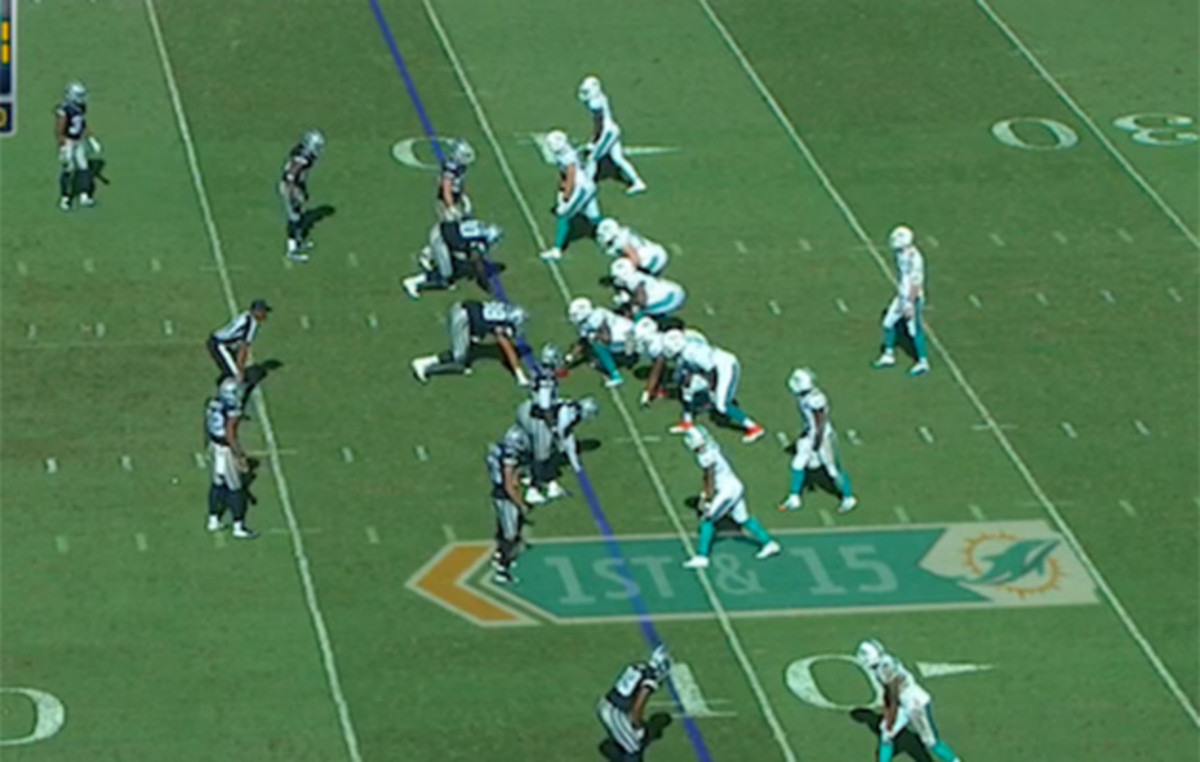 cowboys-dolphins-tannehill.jpg