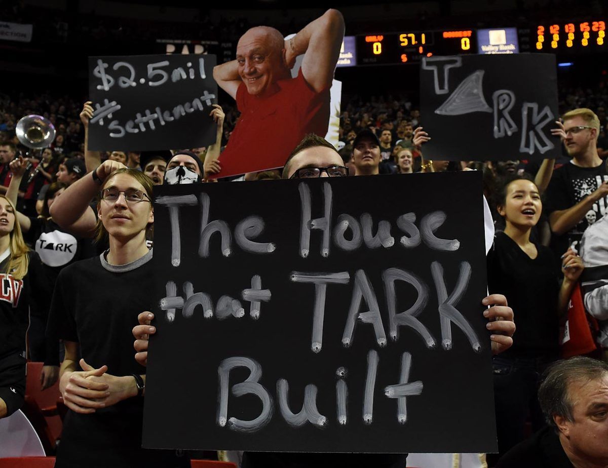 unlv-64_10.jpg
