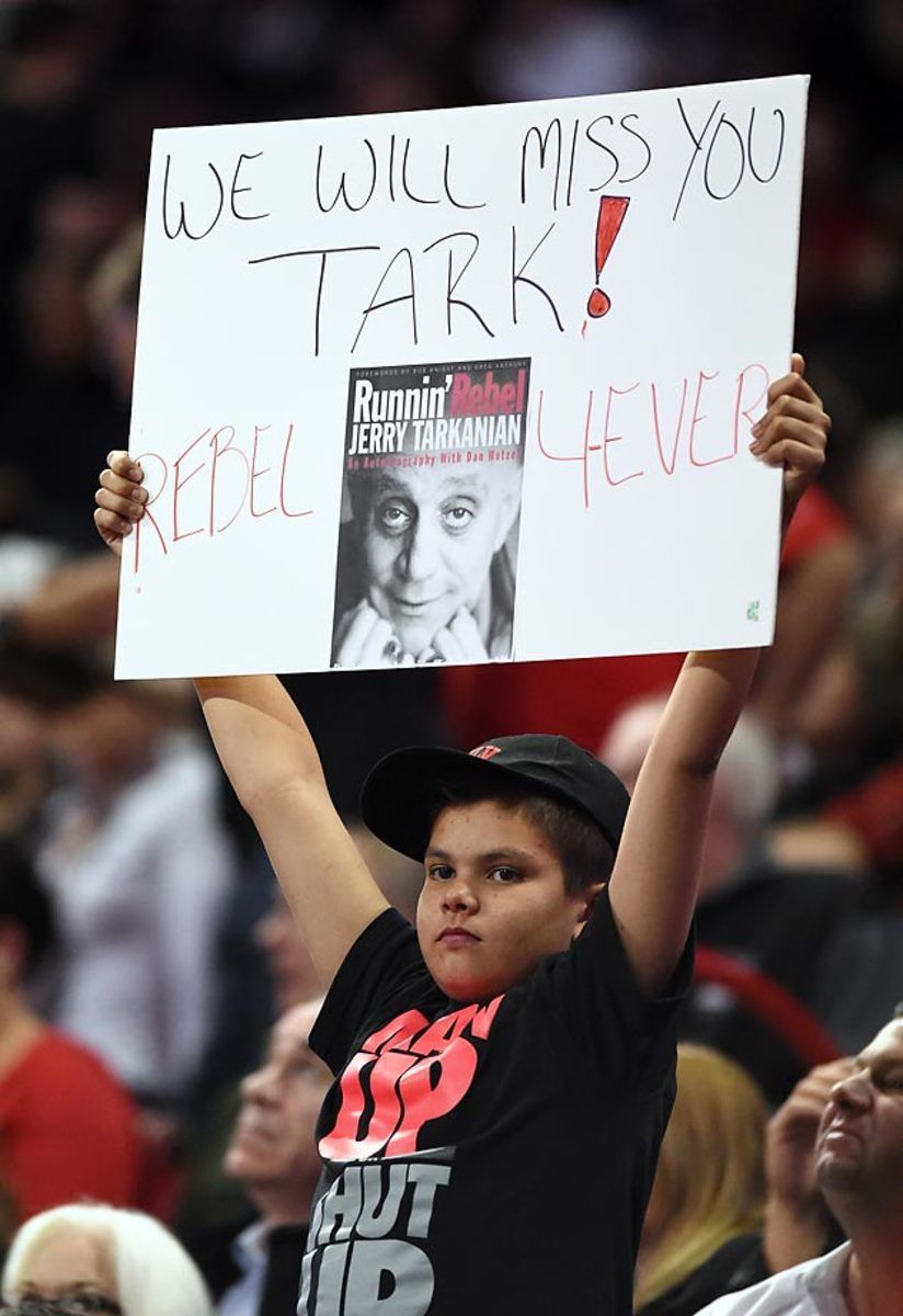 unlv-42_10_0.jpg