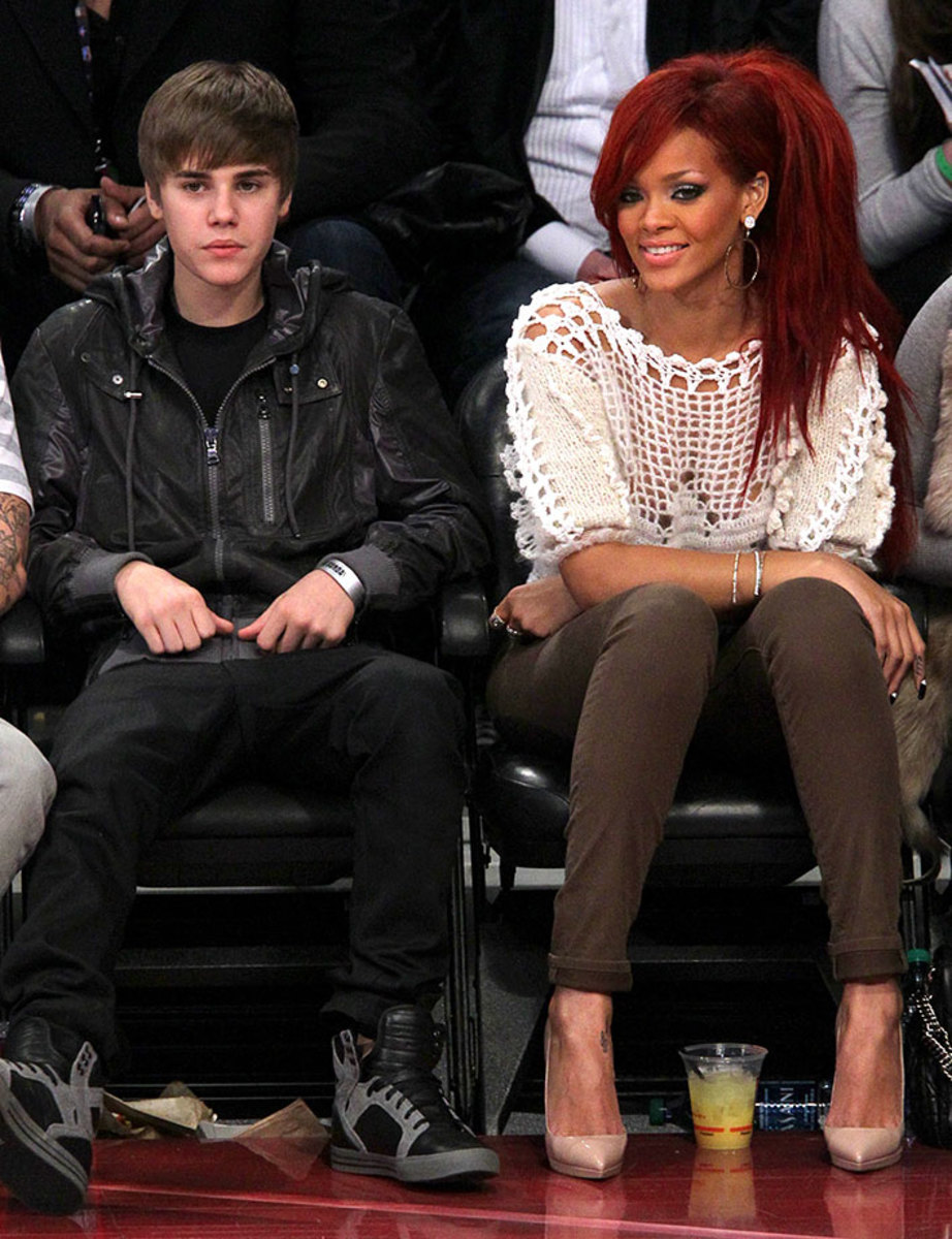2011-0220-Rihanna-Justin-Bieber.jpg