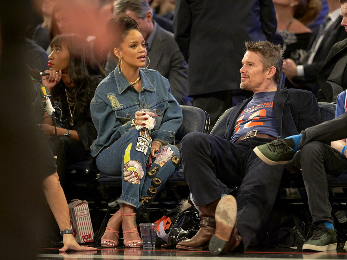 2015-0215-Rihanna-Ethan-Hawke-X159264_TK1_2395.jpg