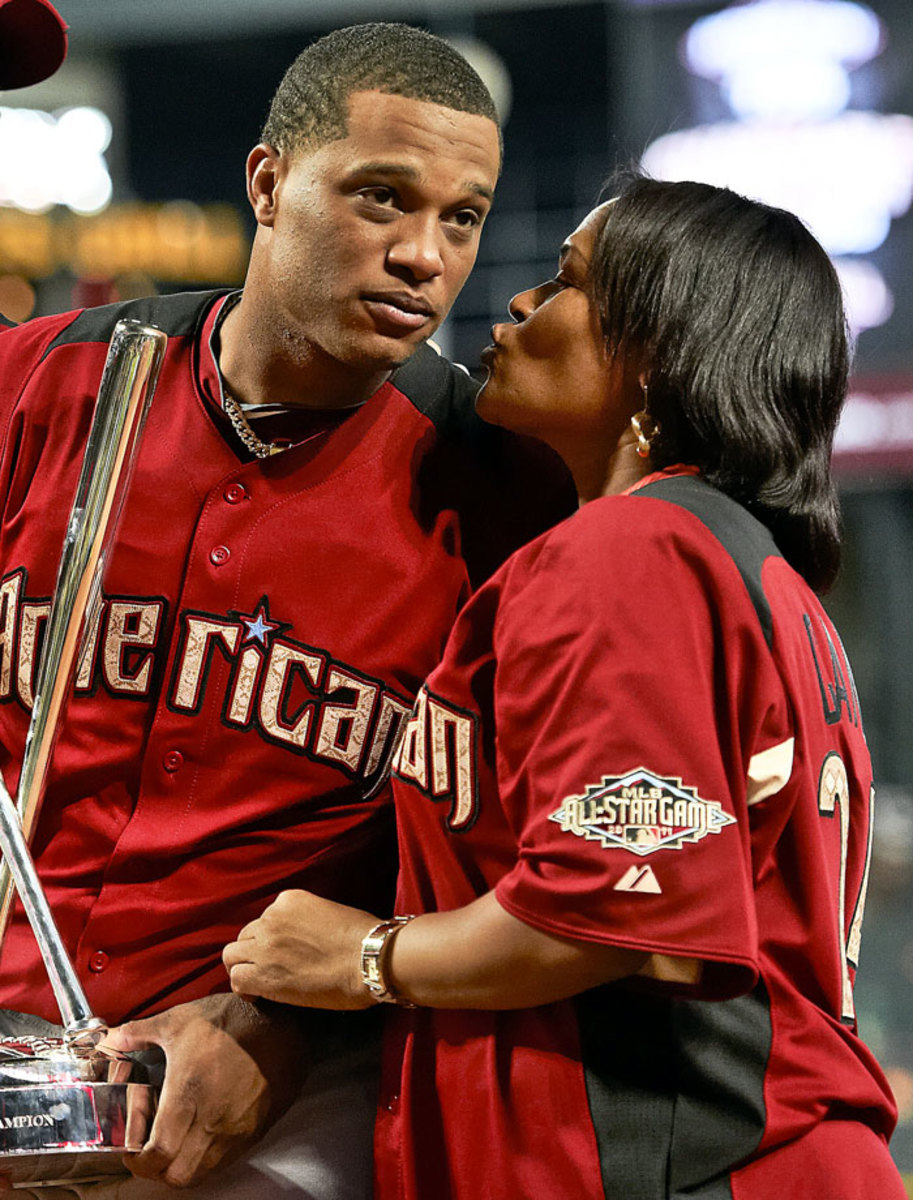 robinson-cano-mom-claribel-opxc-52315.jpg
