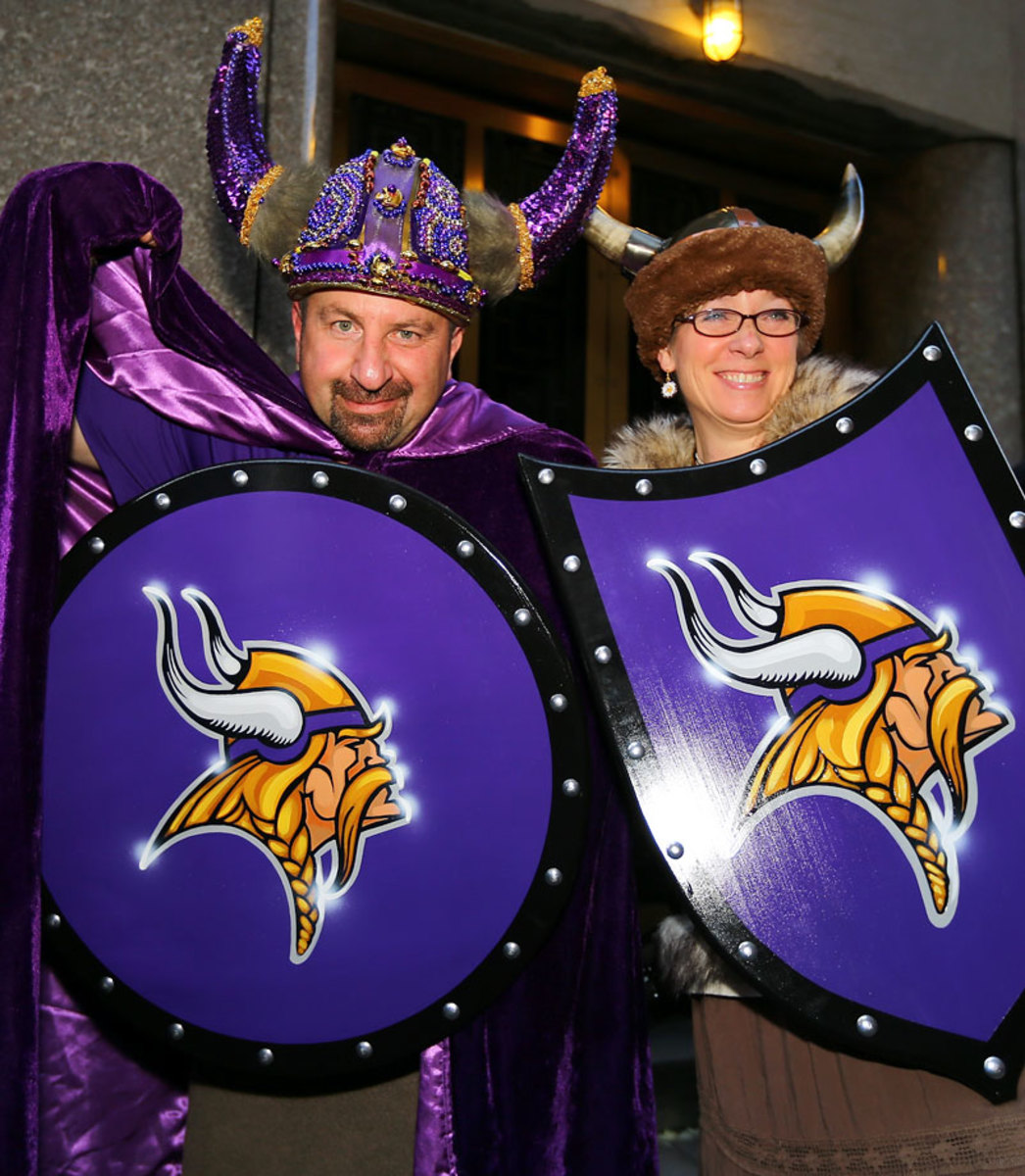 2013-Minnesota-Vikings-fans.jpg