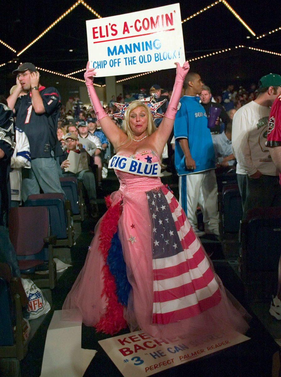 2004-New-York-Giants-fan.jpg
