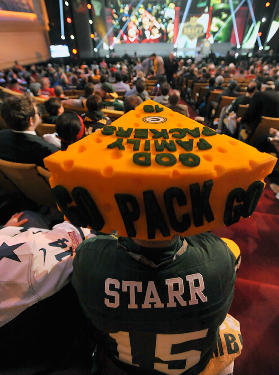 2015-NFL-Draft-Green-Bay-Packers-fan.jpg