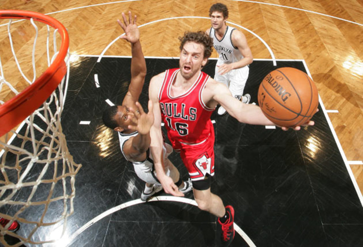 pau-gasol-contract.jpg