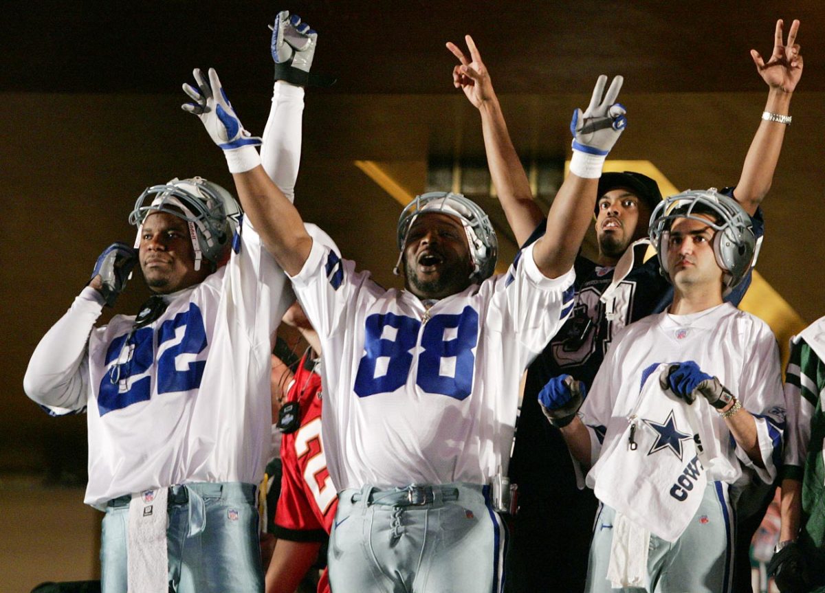 2006-Dallas-Cowboys-fans.jpg