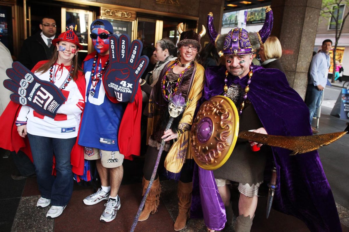 2012-New-York-Giants-Minnesota-Vikings-fans.jpg