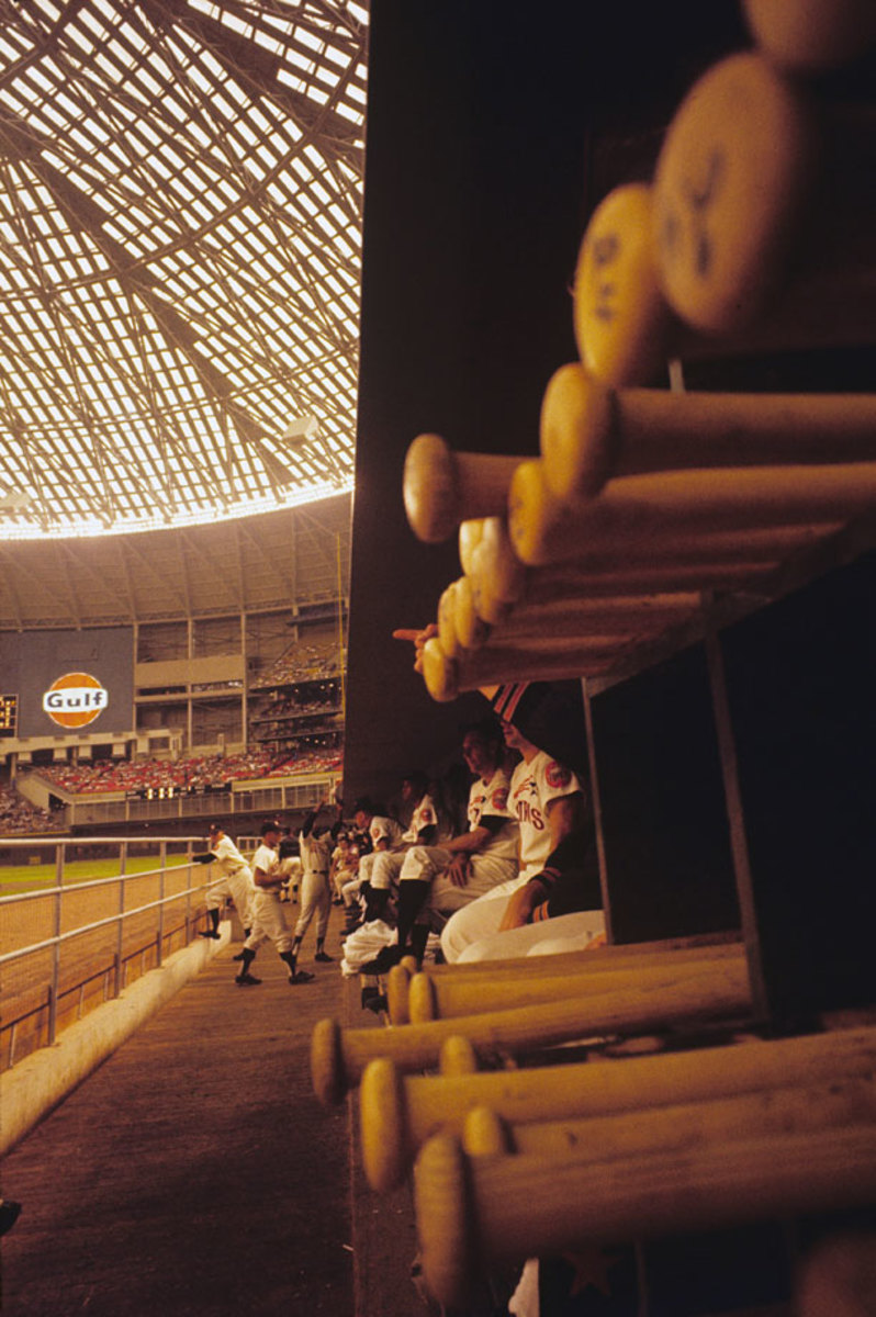 1965-Astrodome-Astros-dugout-NLC_03824.jpg