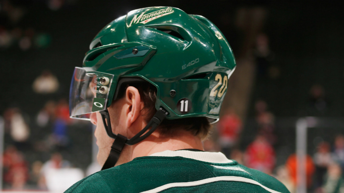 The Minnesota Wild's Zach Parise (11) wears his late father J.P.'s