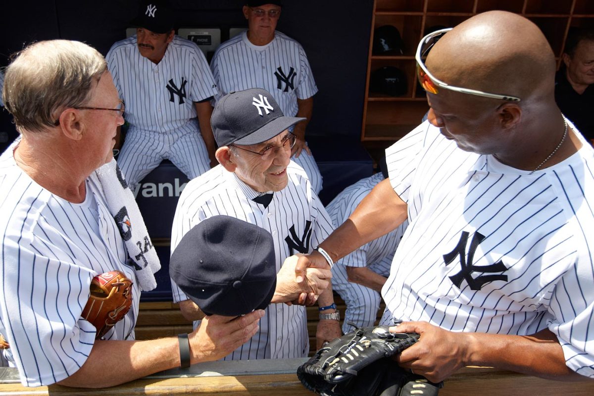 2011-0626-Yogi-Berra-Darryl-Strawberry-Mel-Stottlemyre-opxx-41016_0.jpg