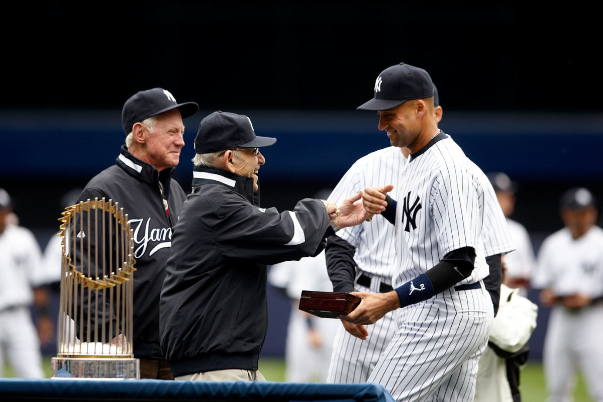 2010-yogi-berra-derek-jeter-opnt-51143.jpg