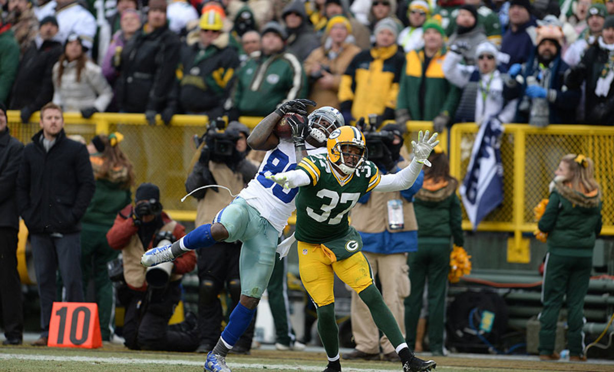 The NFL's competition committee will examine plays like the Dez Bryant non-catch in the offseason to determine if anything needs to change in the rulebook. (David E. Klutho/Sports Illustrated/The MMQB)