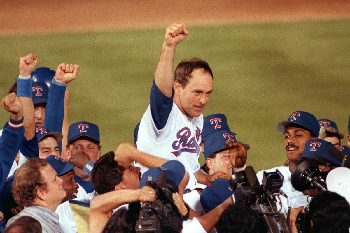 Nolan-Ryan-no-hitter-7.jpg