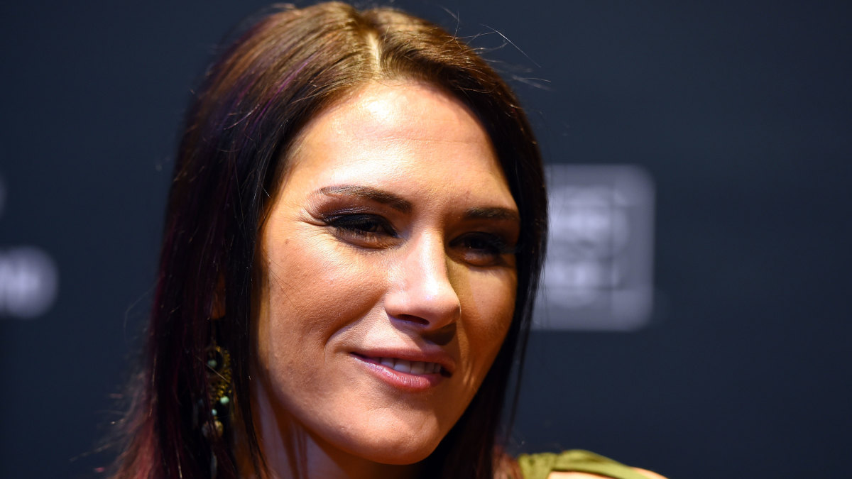 Zingano battles Sorenson in Friday's Bellator 282 and could face Cyborg next with a victory. 