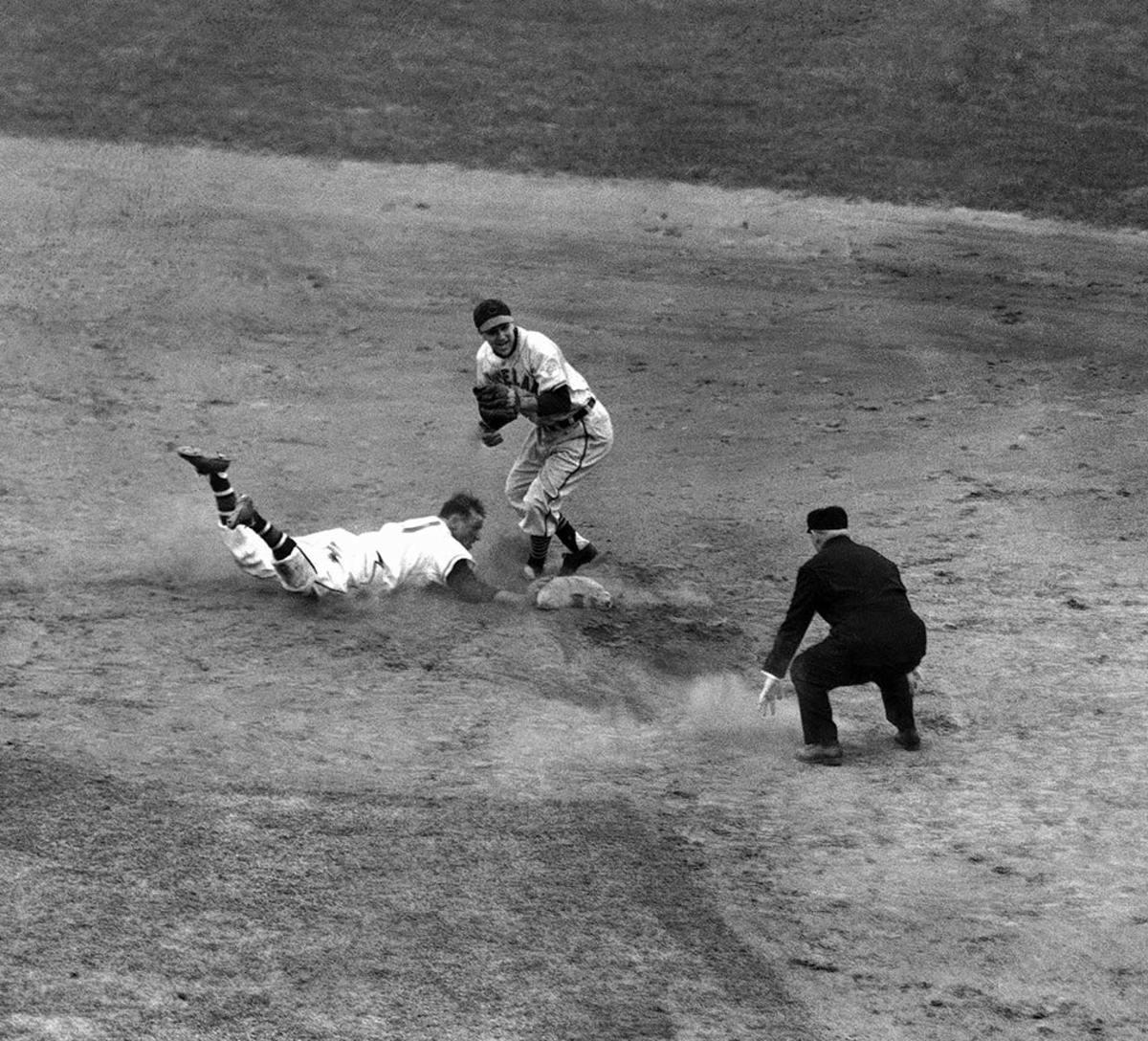 1948-World-Series-Phil-Masi-Lou-Boudreau-Bill-Stewart_0.jpg