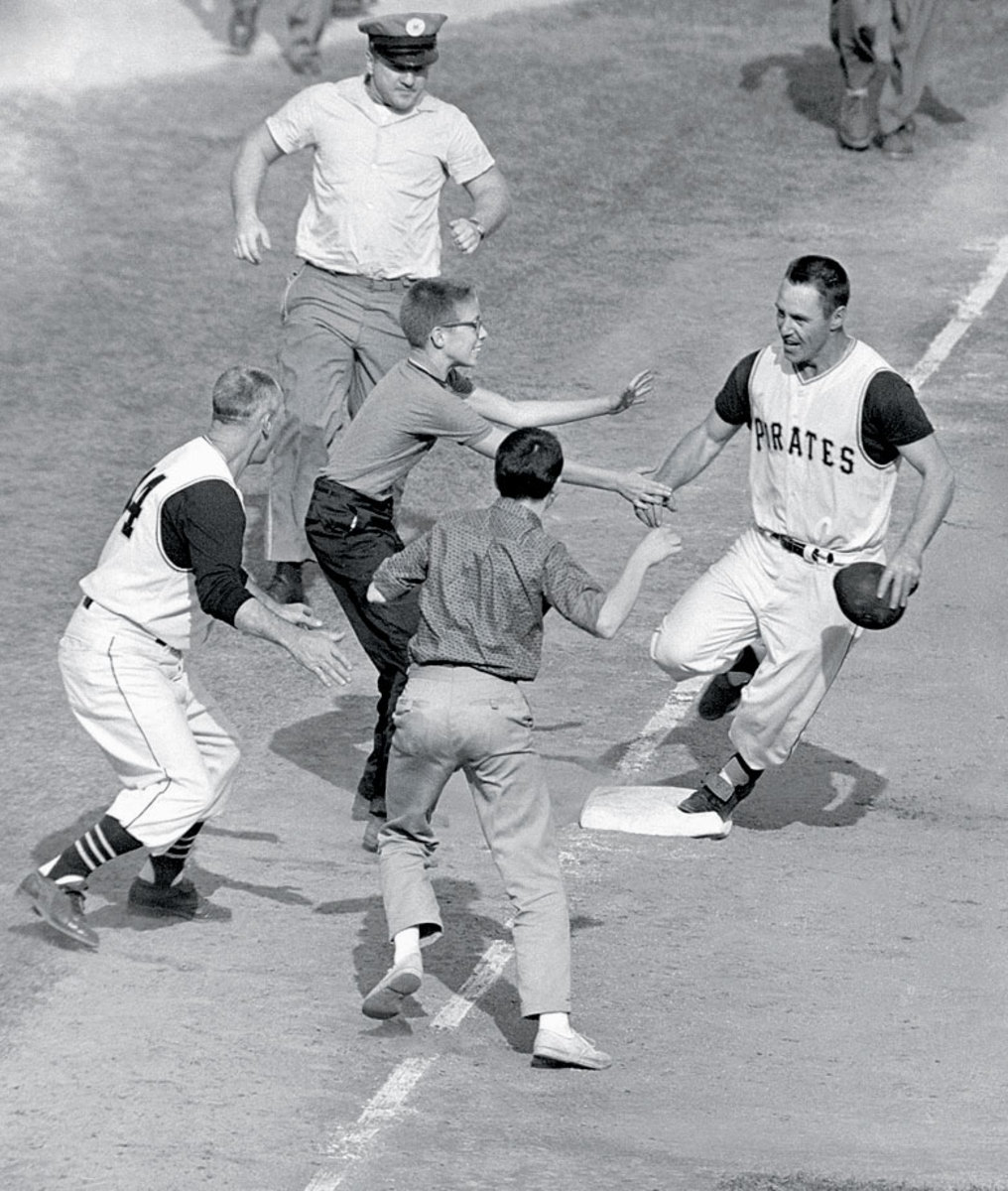 1960-World-Series-Game-7-Bill-Mazeroski_0.jpg