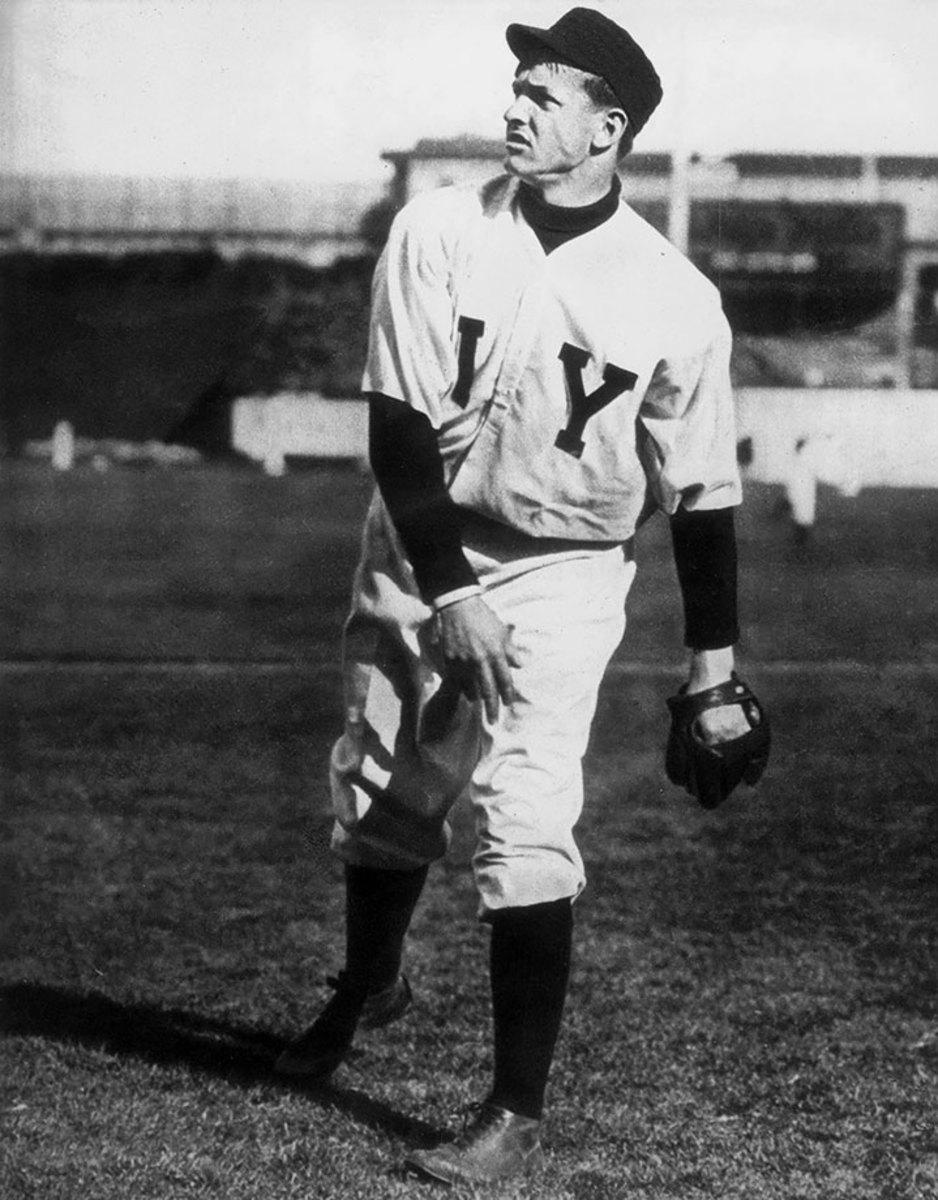 1905-World-Series-Christy-Mathewson_0.jpg