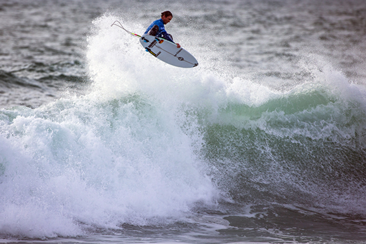 brett-simpson-world-surf-league-banzai-pipeline-surfing-event-630.jpg