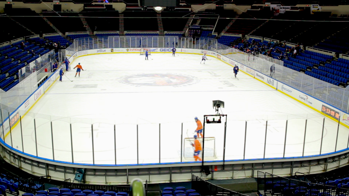 Islanders' Barclays Center Debut Gets Mixed Reviews, With Obstructed Views  A Complaint