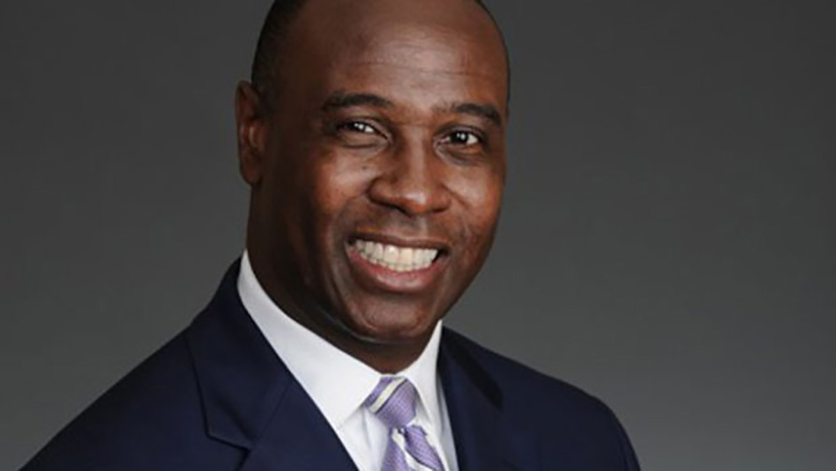 Fox Sports moves Charles Davis to NFL games, Joel Klatt to CFB Sports Illustrated