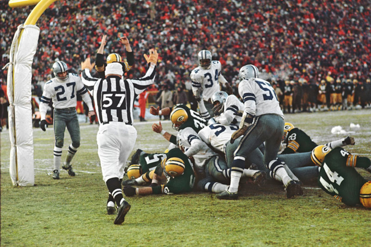 ice-bowl-touchdown-leifer-800.jpg