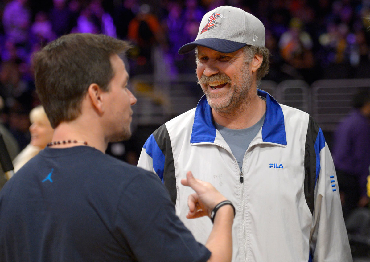 2012-will-ferrell-mark-wahlberg-lakers.jpg