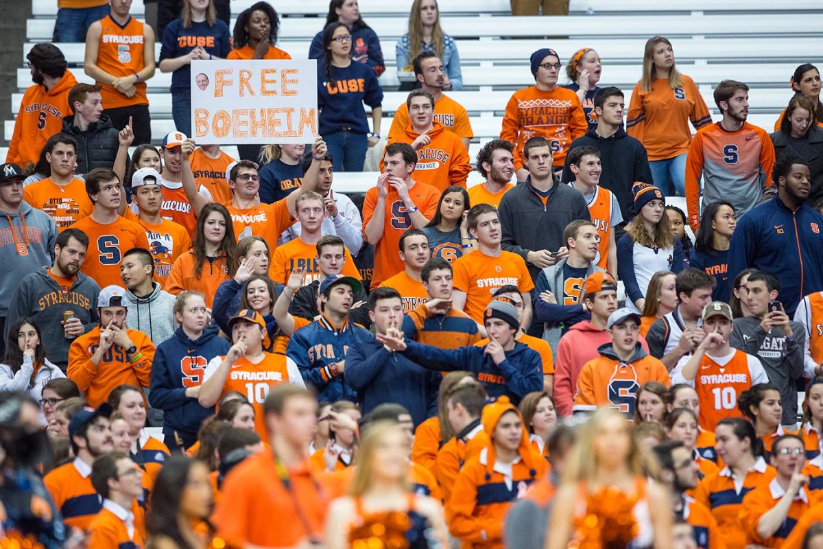 syracuse-fans-500475268_master.jpg