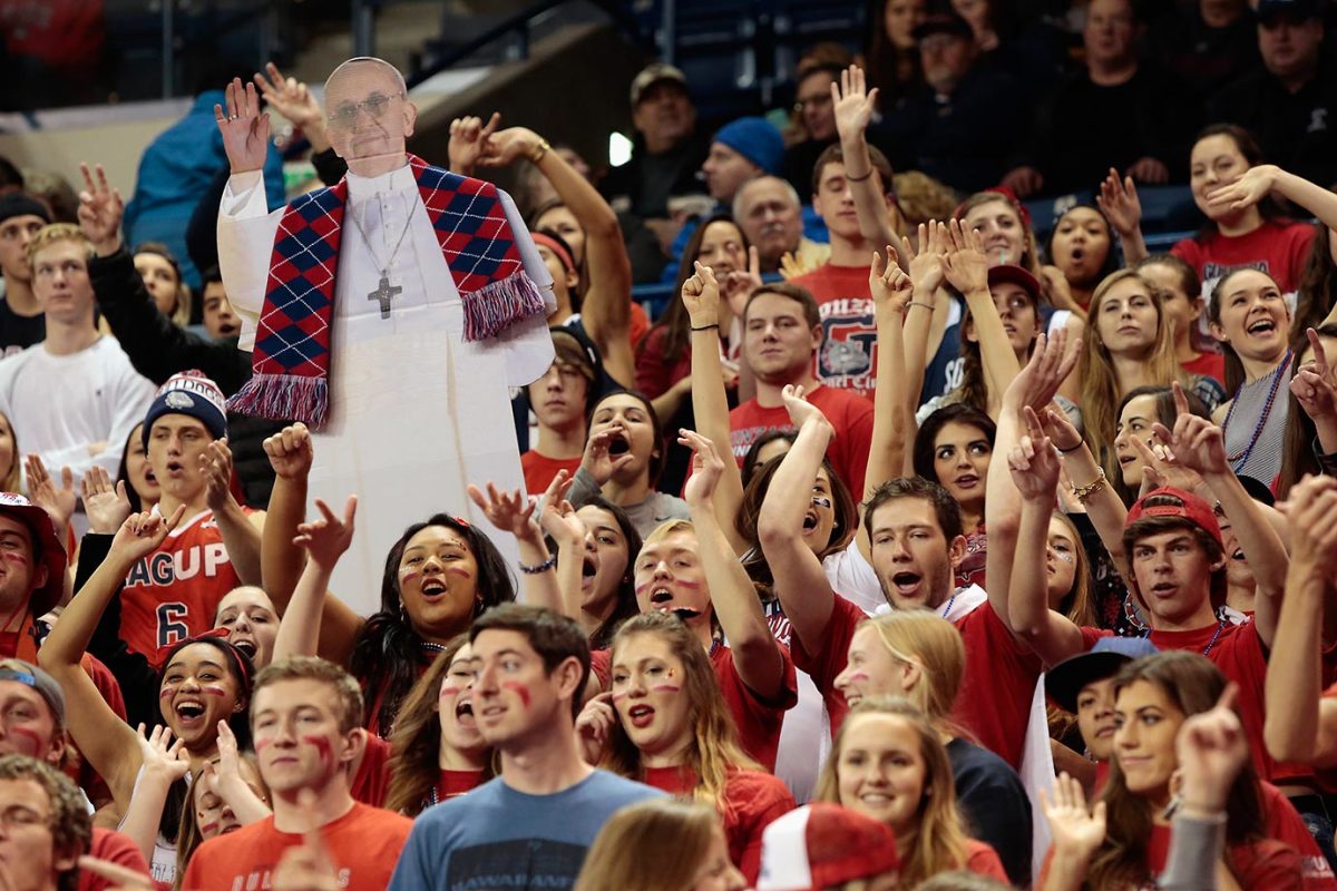gonzaga-fans-501168306_master.jpg