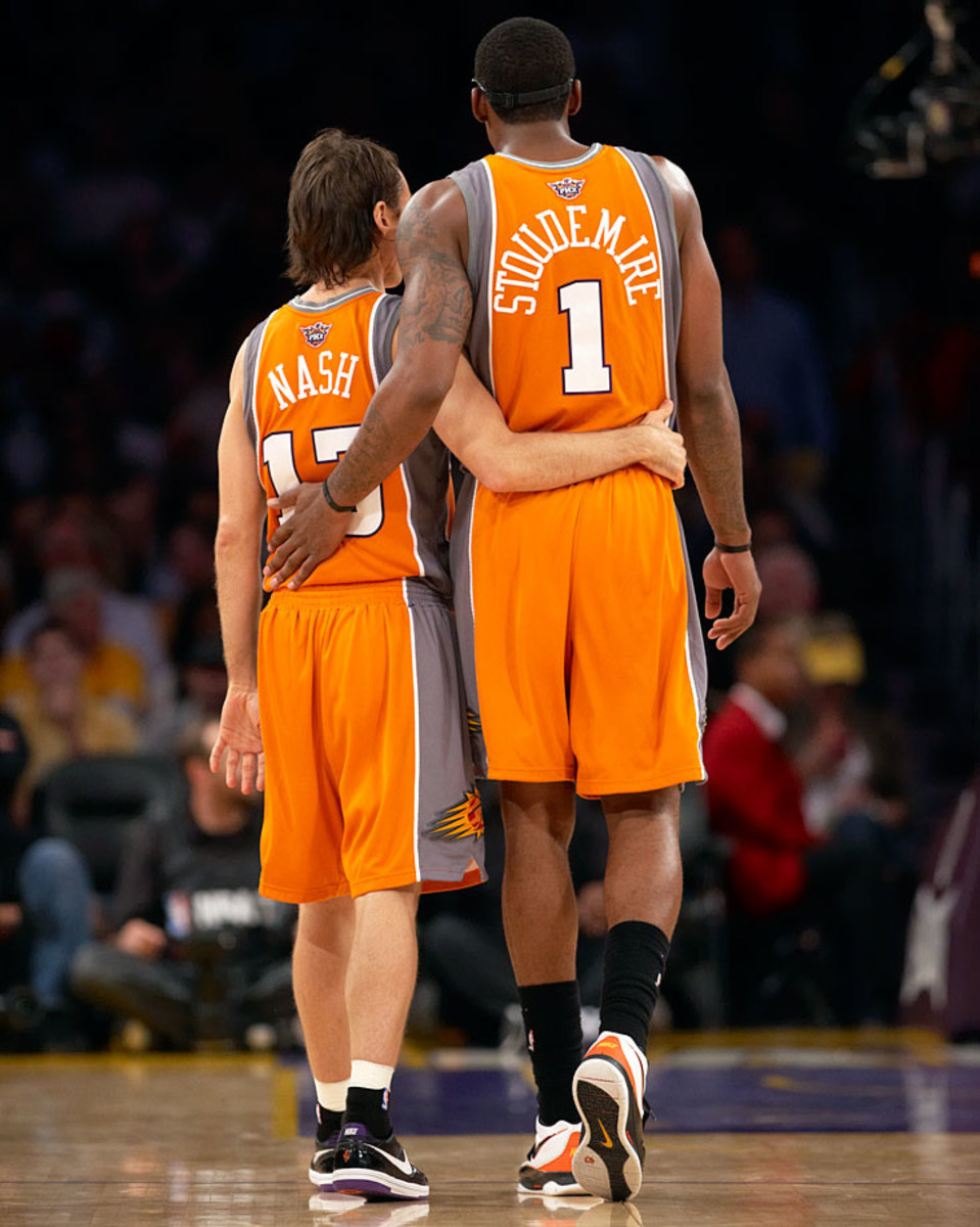 2010-Steve-Nash-Amar'e-Stoudemire-opsq-37551.jpg