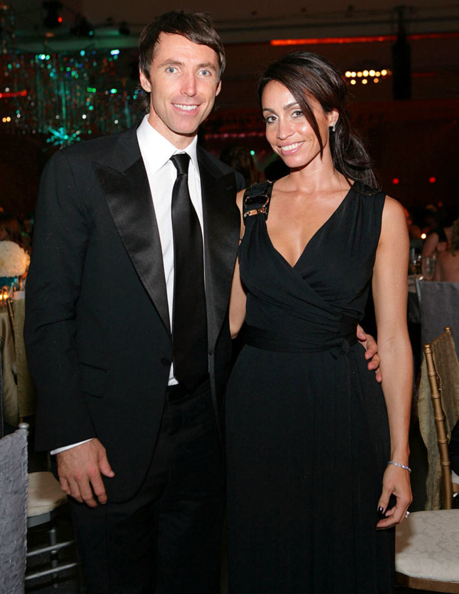 2008-Steve-Nash-Alejandra-Amarilla.jpg