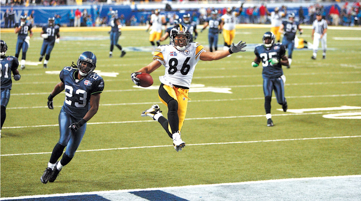 Ward leaps into the endzone on the end of Randle-El’s toss.