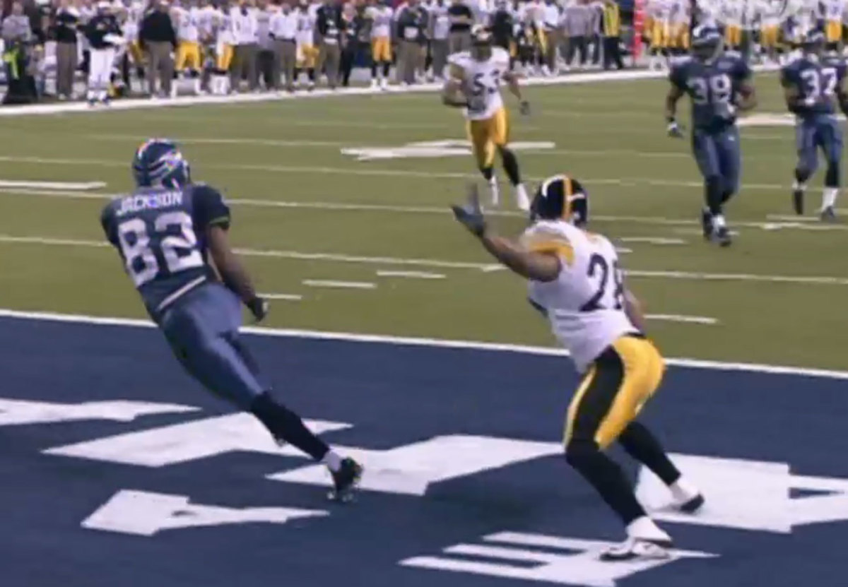 There was plenty of separation to make the catch.